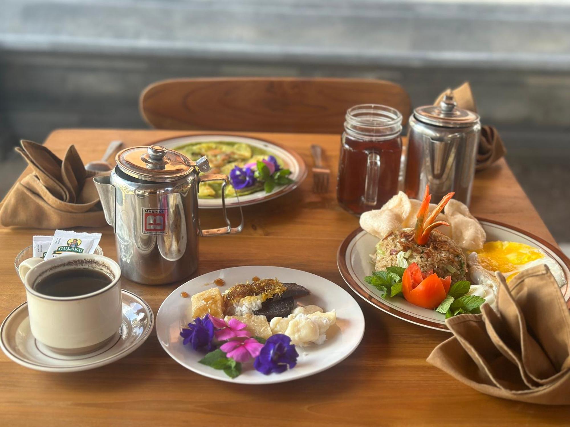 Made Putu Homestay サイドメン エクステリア 写真